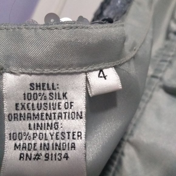 Size 4 Silver Homecoing\Party Dress - Picture 4 of 5